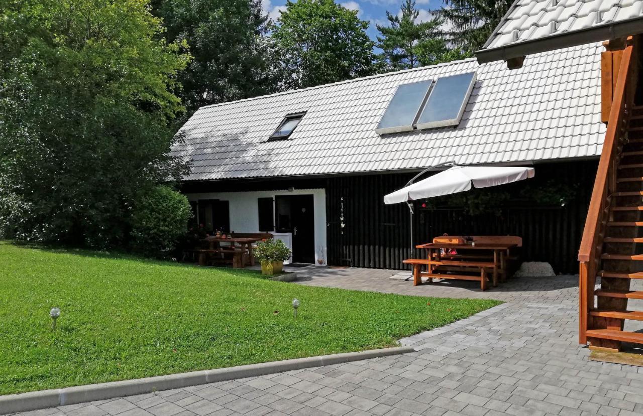 Pr'Cajhn Apartment Radovljica Exterior photo